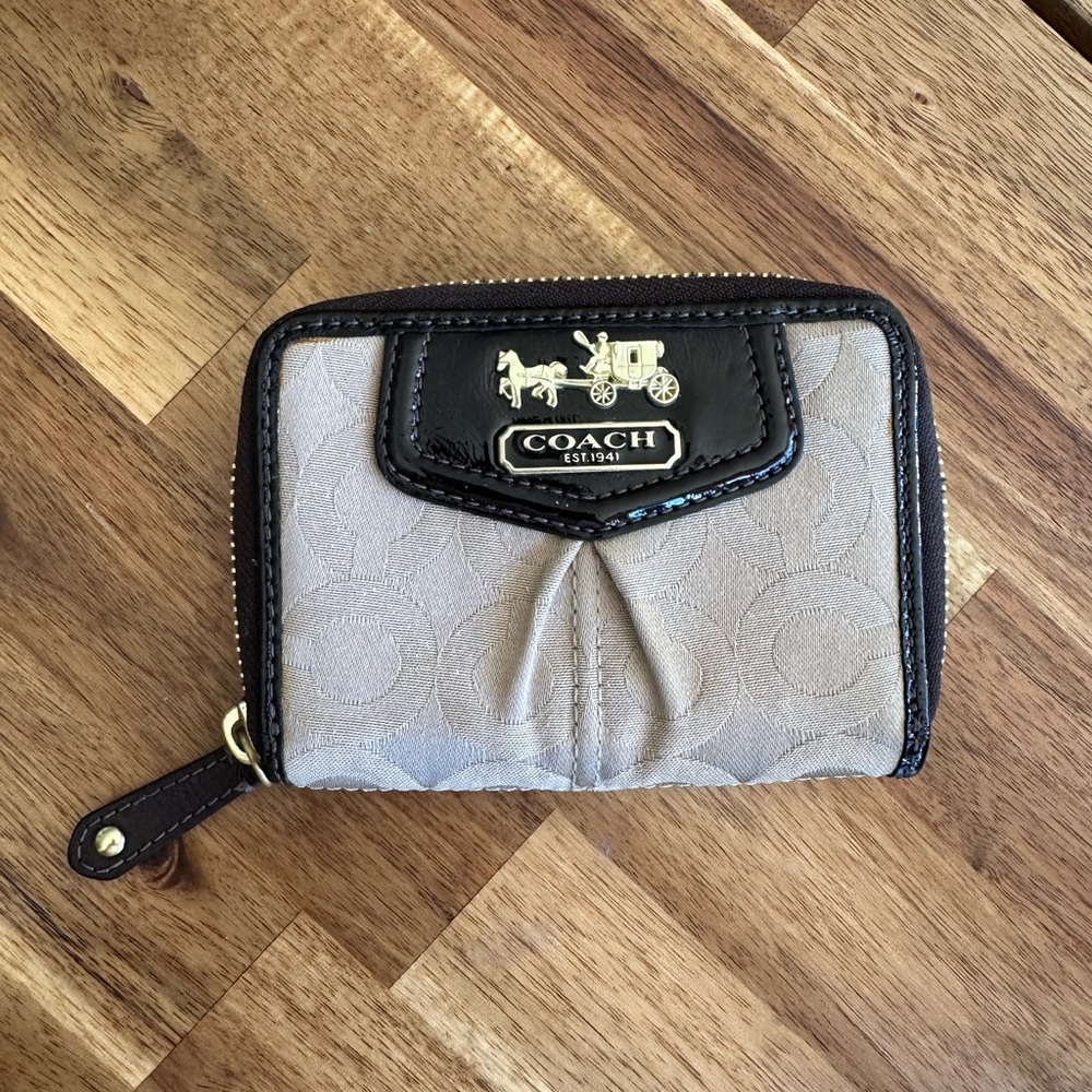 Coach Black and Beige Madison Signature Wallet